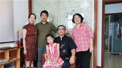 张海婴：以小家传大爱，热心志愿服务的他们最美