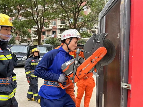 乔云峰：做一名让老百姓安心的消防战士